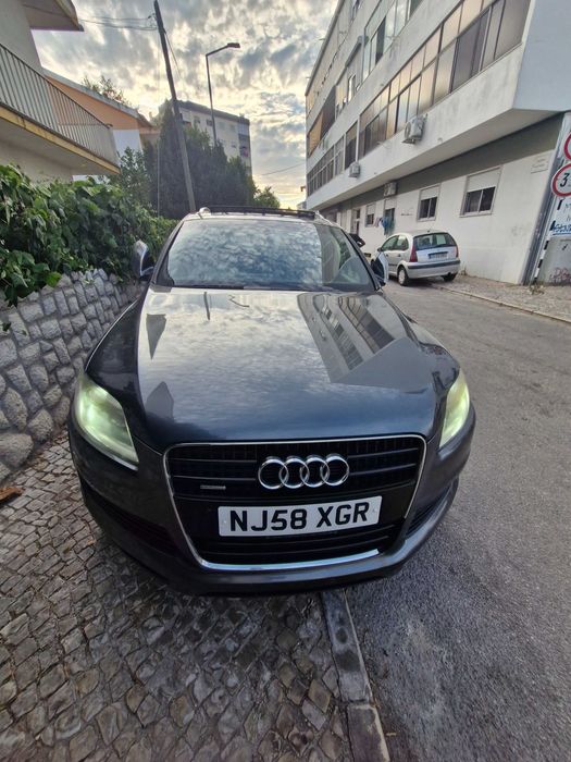 Vende-se Audi Q7 TDI