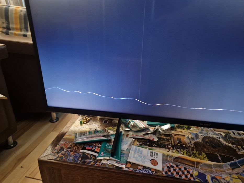 Sprzedam uszkodzony TV Sony 49XH8096