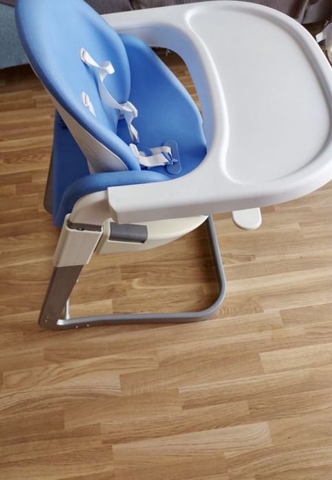 2 Cadeiras de refeição  Chicco I-sit evolutivas - cada