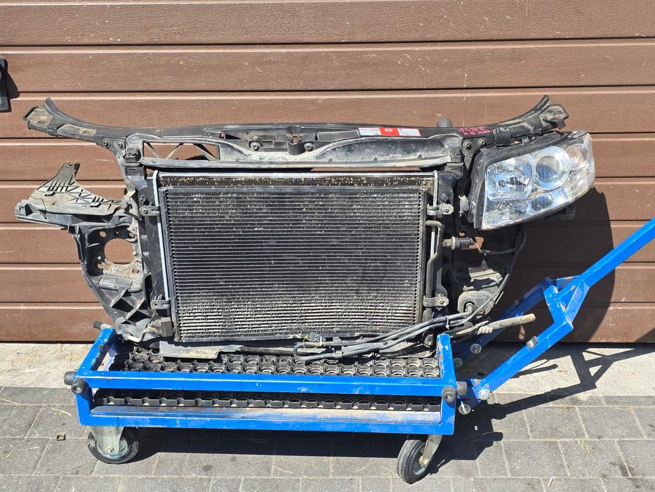 Pas przedni z chłodnicami Audi A4 B6 1.9 TDI manual