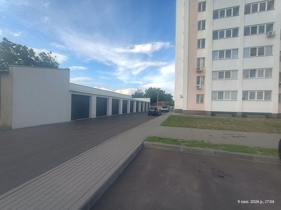 Продам гараж з правом власності