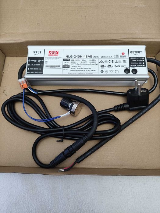 Fonte de alimentação Led Mean Well HLG-240H-48AB - Nova