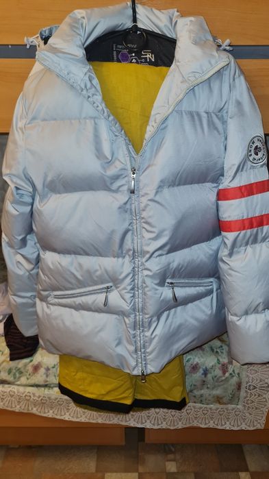 Зимній, лижний костюм.