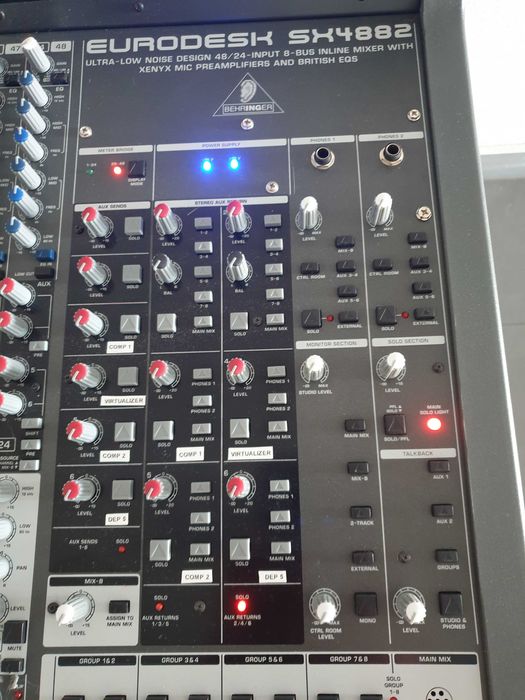 Mikser analogowy Behringer Eurodesk SX4882
