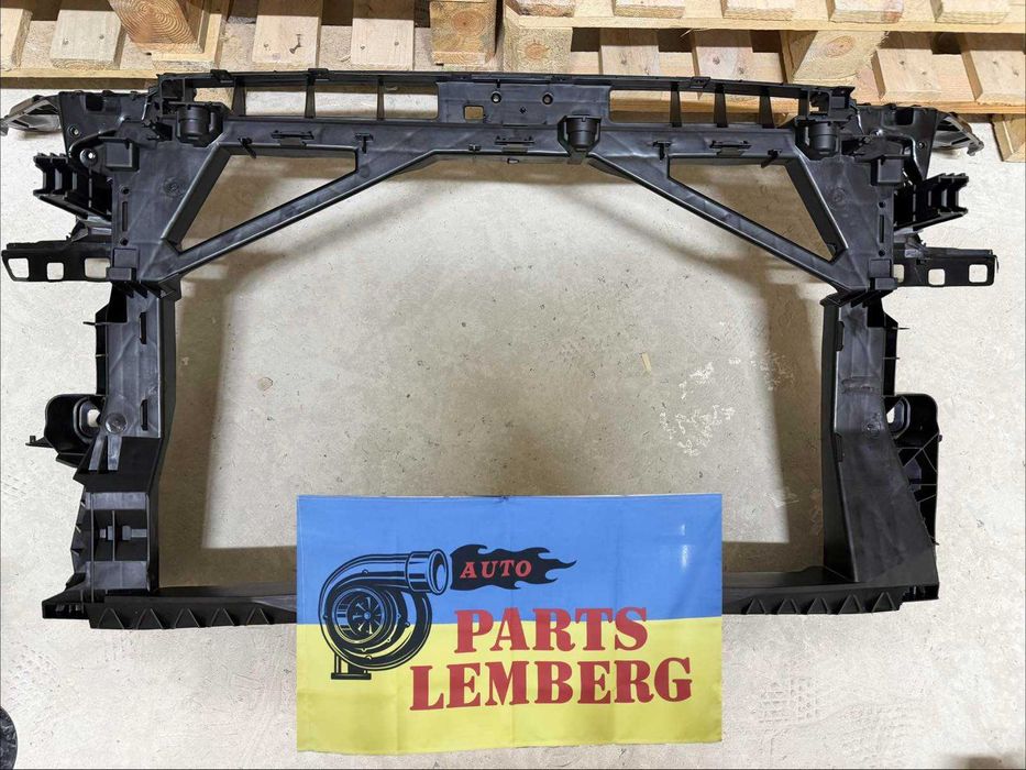 Audi A3 8Y радіатор охолодження Ауді