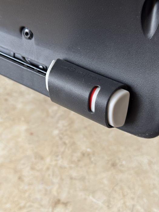 База Cybex T обертова на 360