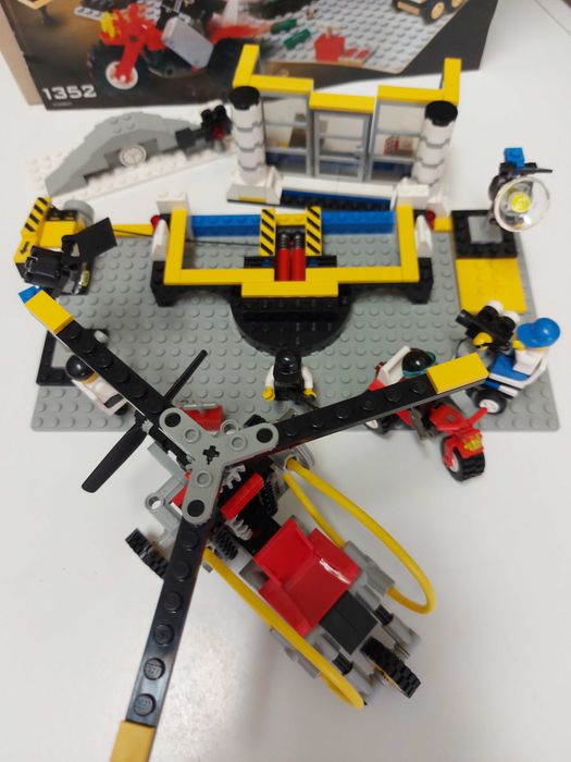 LEGOS STAR WARS e EXPLOSION STUDIOS