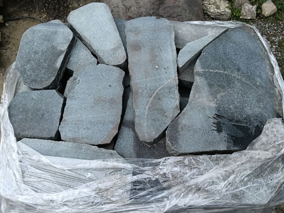Płyty granitowe cięte na podjazdy i tarasy 150 zł/m2