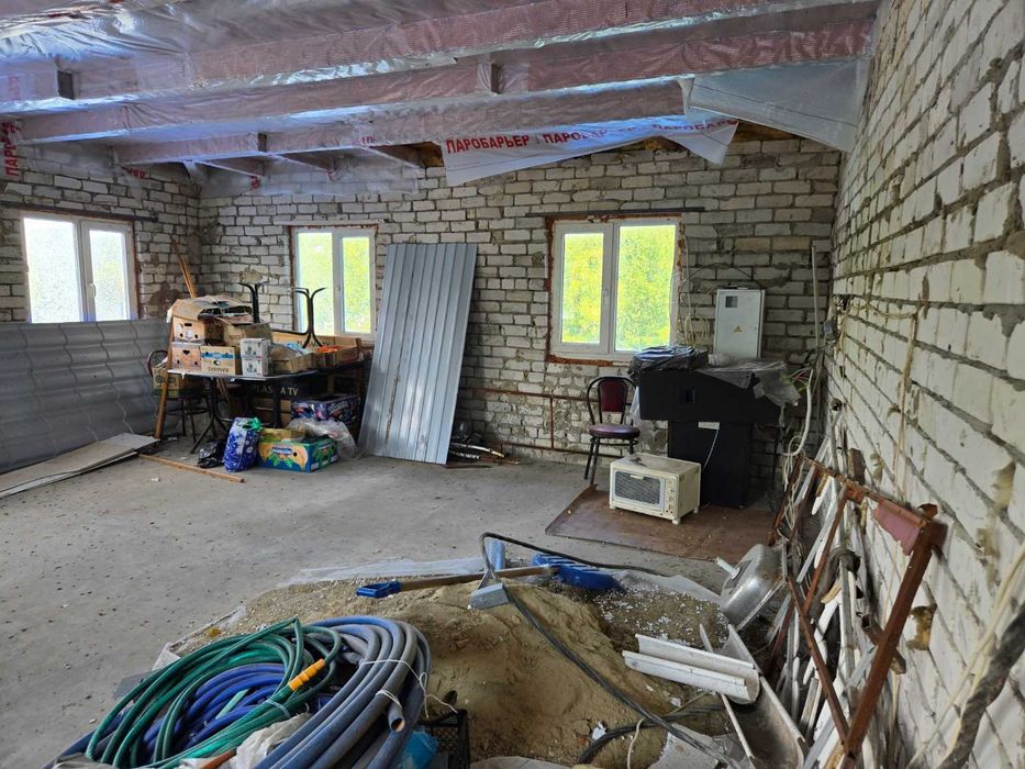 Продам комерційне приміщення 225 м² під бізнес , смт. Високий