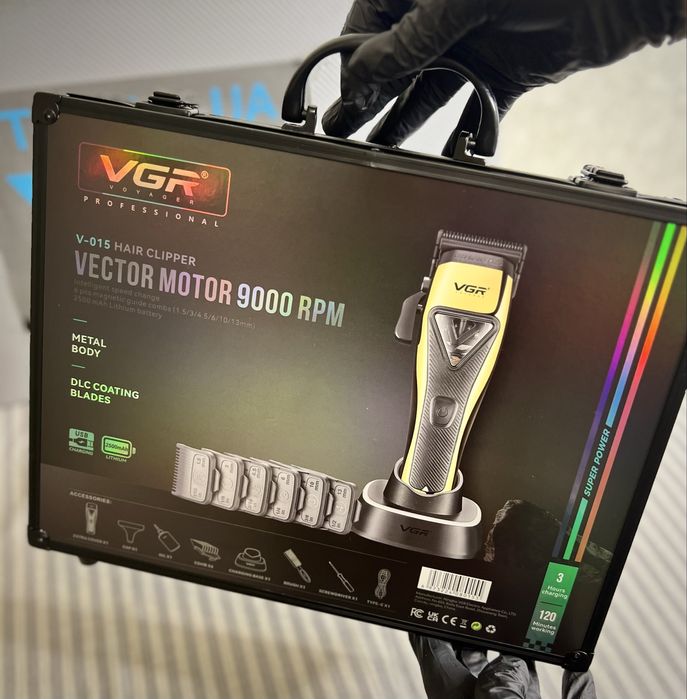Машинка для стрижки VGR V-015 з DLC лезами та мотором 9000 RPM