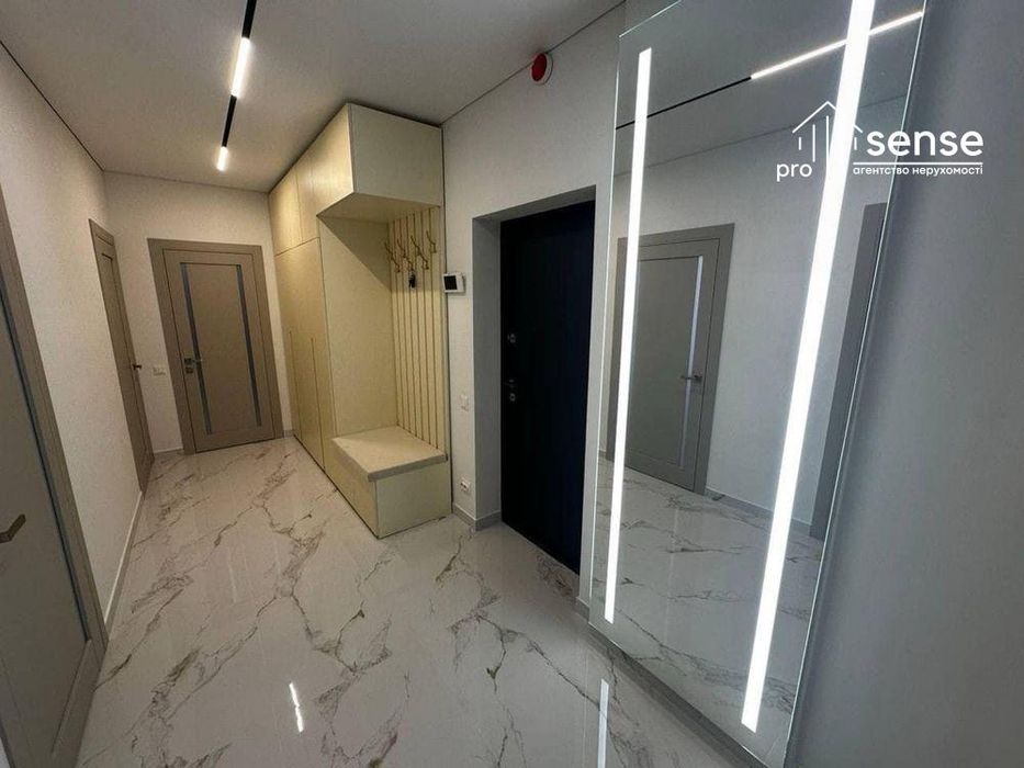 Продам 2.х кімнатну квартиру в центрі міста .ЖК Main house