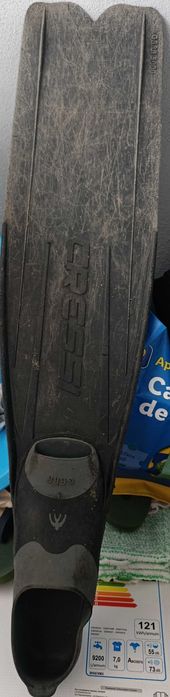 Barbatanas gara Cressi