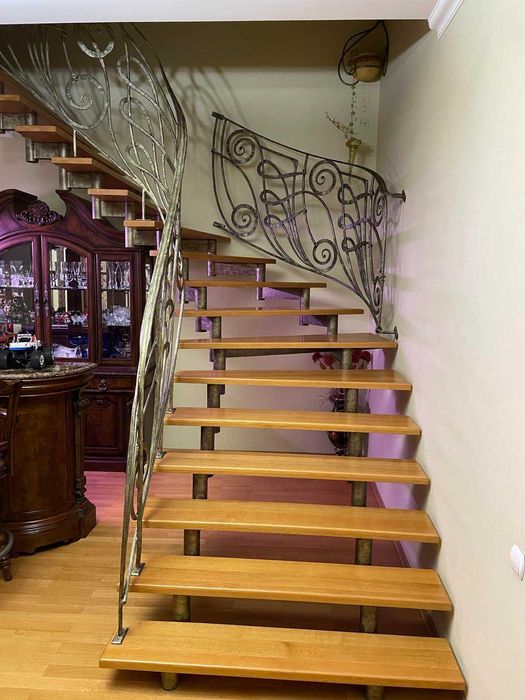 Продається 2-х рівнева квартира VIP класу, район Мазепи, Трускавець!