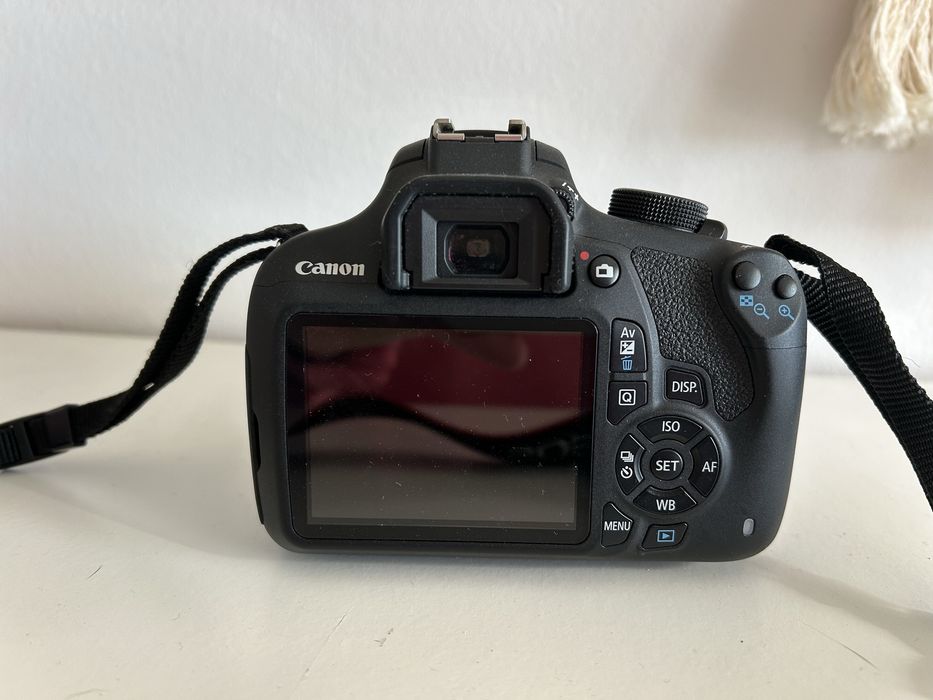 Maquina Fotografica - Canon EOS 1200D