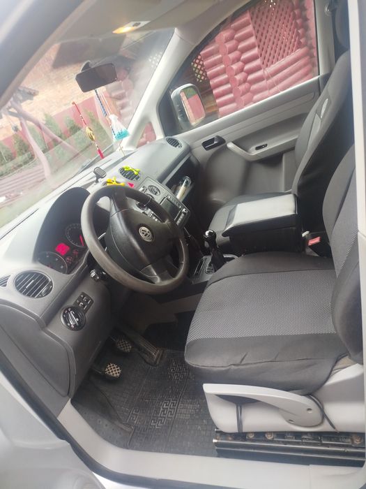 Продам машину каддік