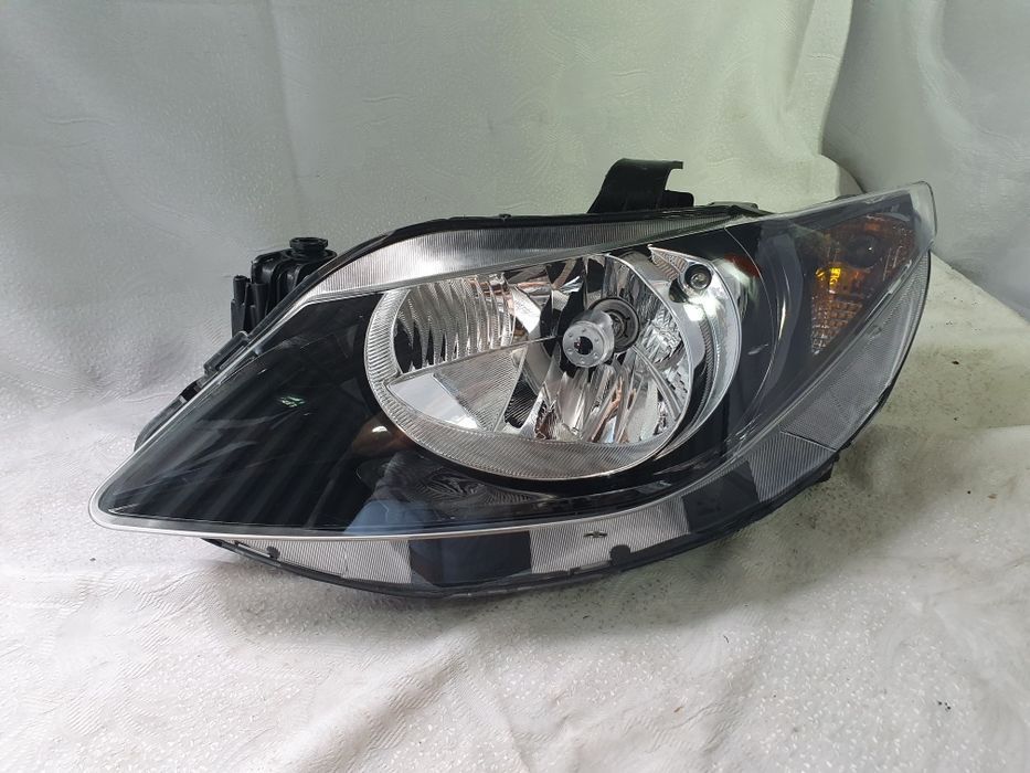 Lampa lewa Seat Ibiza 6j IV 4 Europa sprawny reflektor przedni