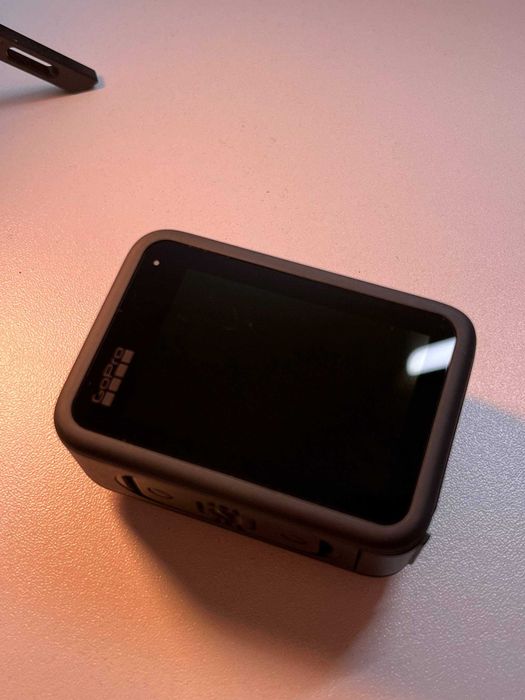 Екшн-камера GoPro Hero 13 з двома акумуляторами