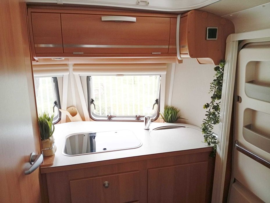 2020 Eriba Touring 320 Caravan *Like New*