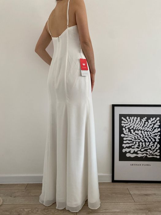 Весільна сукня/на випускний від JJs House Платье мінімалістична