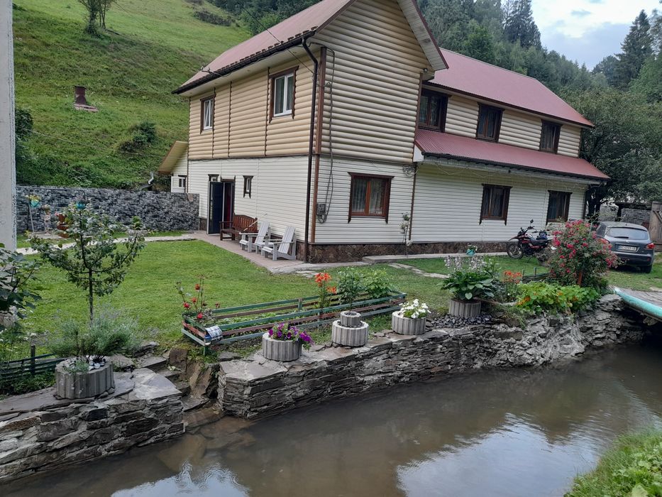 Відпочинок у карпатах ! Здається будинок.Чан.Басейн.