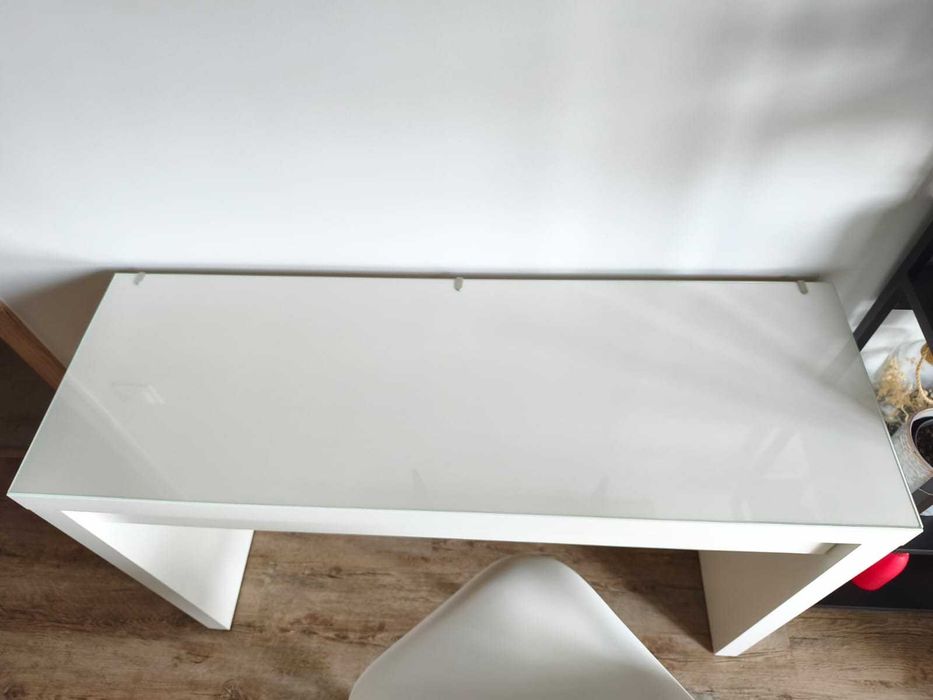 Toaletka Malm Ikea