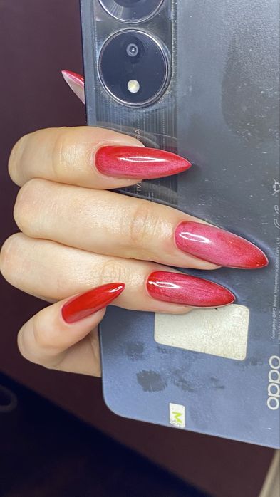 Манікюр,педикюр,нарощування нігтів