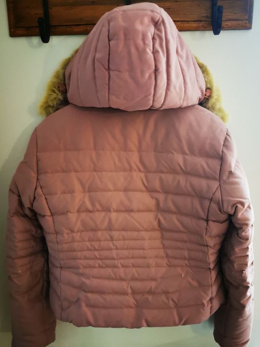 Blusão de senhora com capuz