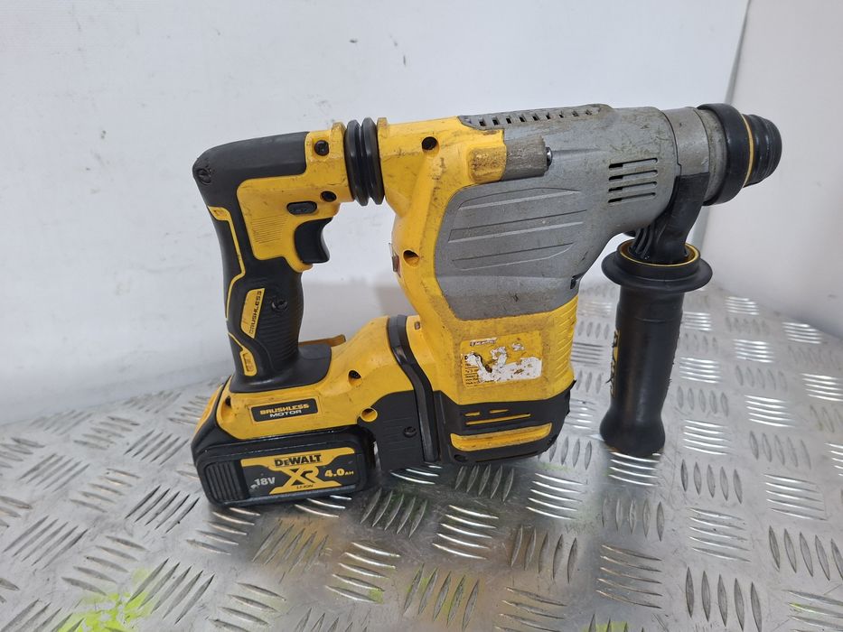Перфоратор акумуляторний DeWALT DCH283