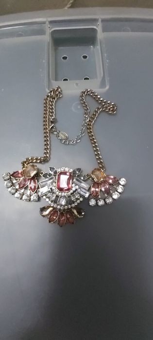 2€ cada colar-8€ -4 colares, oferta do número 5