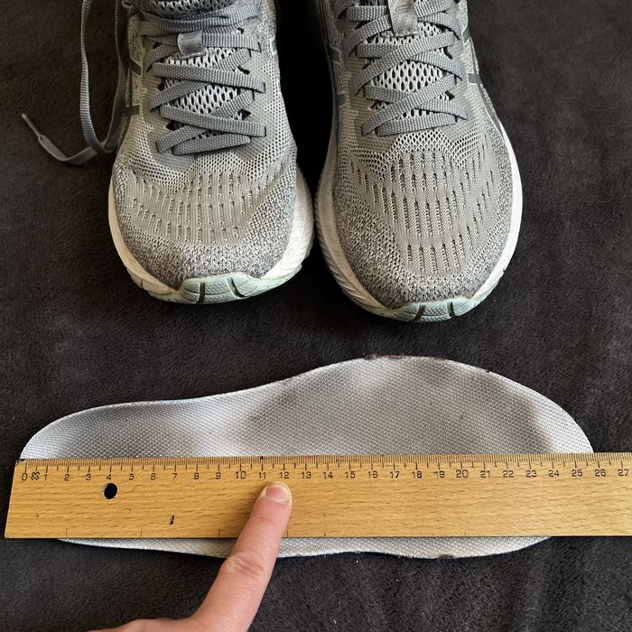 Жіночі кросівки GT-2000 9. P. 40.