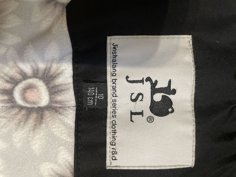 Продам теплу куртку для дівчинки