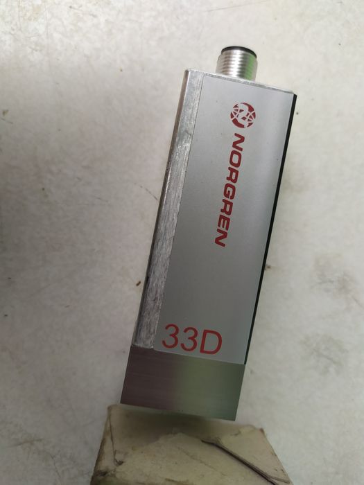 Електронний датчик тиску тип 33D Norgren. Электронный датчик давления