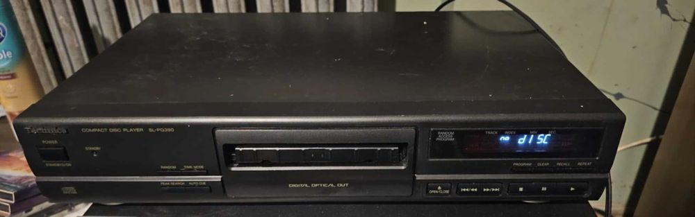 Odtwarzacz CD Technics SL-PG390