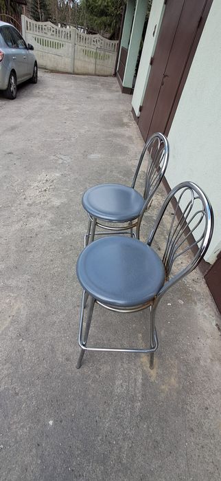 2x krzesła barowe (hokery)