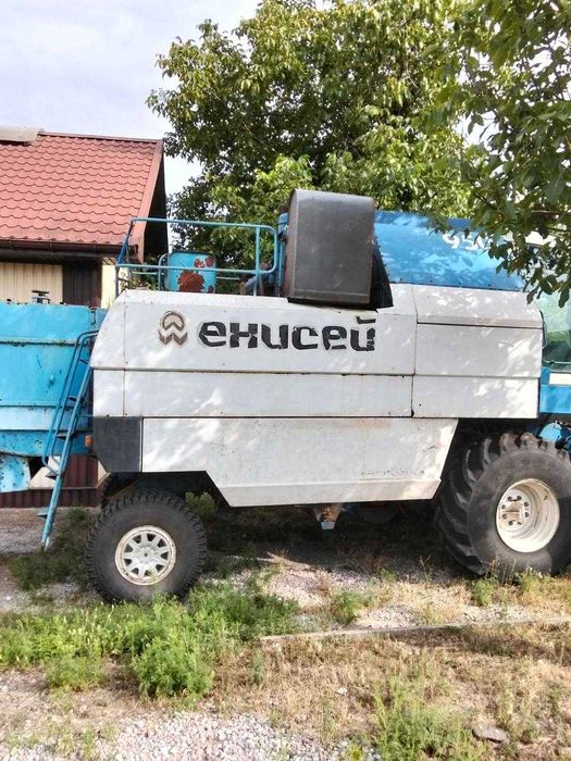 Продам комбайн "Єнісей" (можливий обмін на авто)