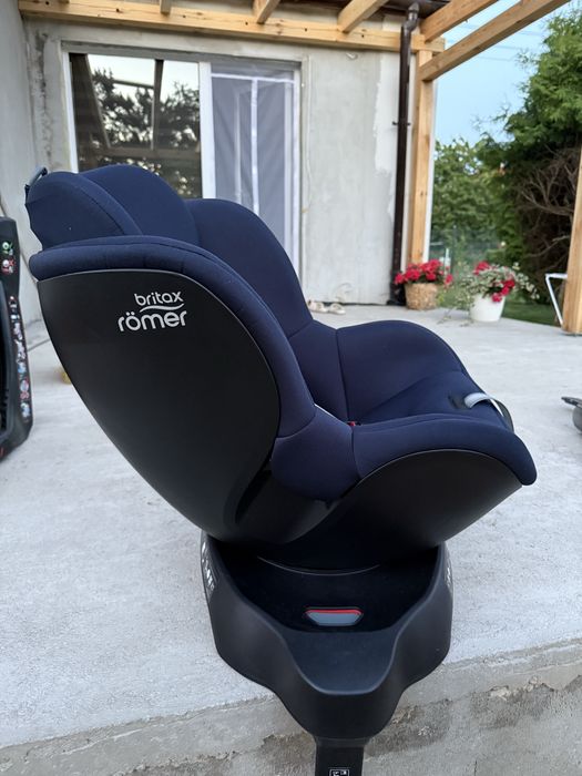 Fotelik Britax Römer Dualfix M Plus 360’