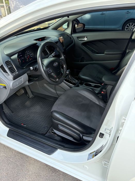 Kia Forte 2017 LX • 2.0 MPI • Отличное состояние, родной пробег.