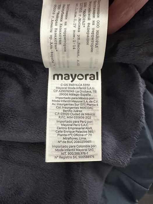 Blusão menina, 2 anos, da Mayoral. Como novo