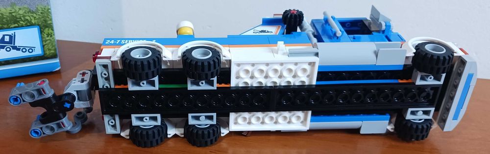 Lego City 60056 Ciężarówka Holownik + pudełko + instrukcja