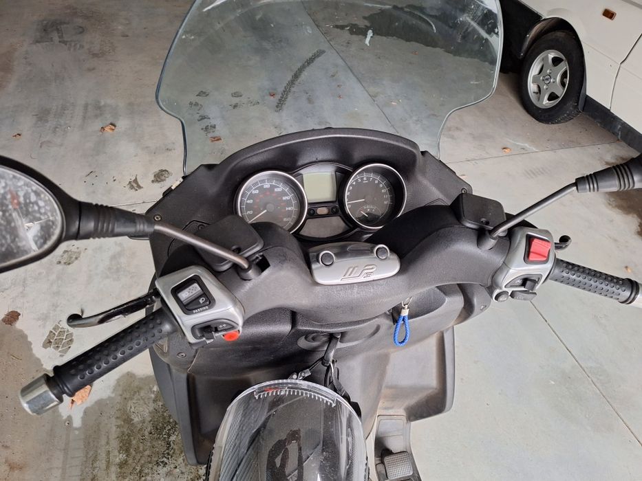 Piaggio MP3 300 L5e