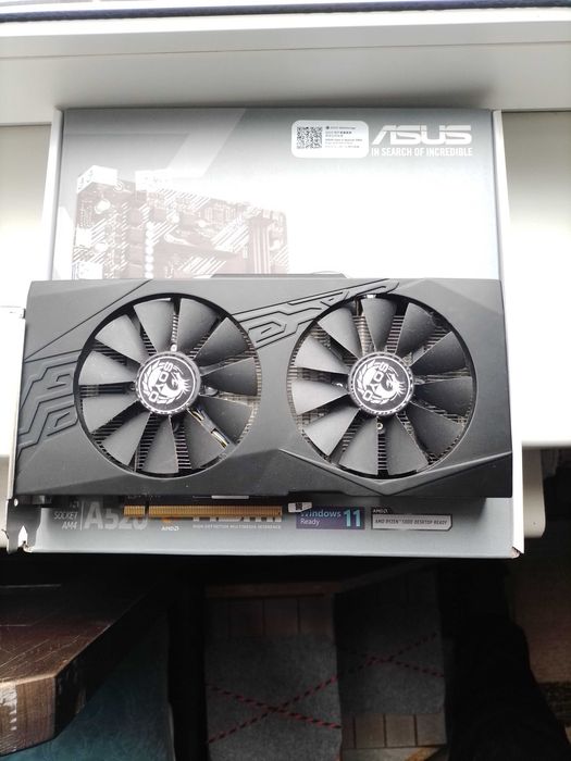 AMD Radeon RX580 2048 SP 8Gb(ще на гарантії): 4 000 грн. - Комплектуючі ...