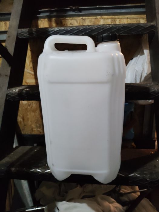 Каністри  , бочки бу