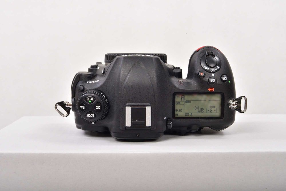 NIKON D500 body  w idealnym stanie, jak NOWY, niski przebieg 29.846 zdjęć