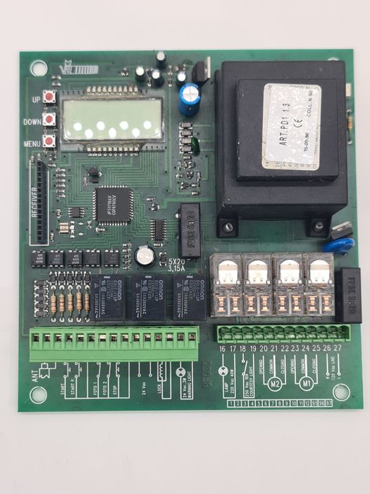 Placa de circuito impresso para controlo de portão de correr