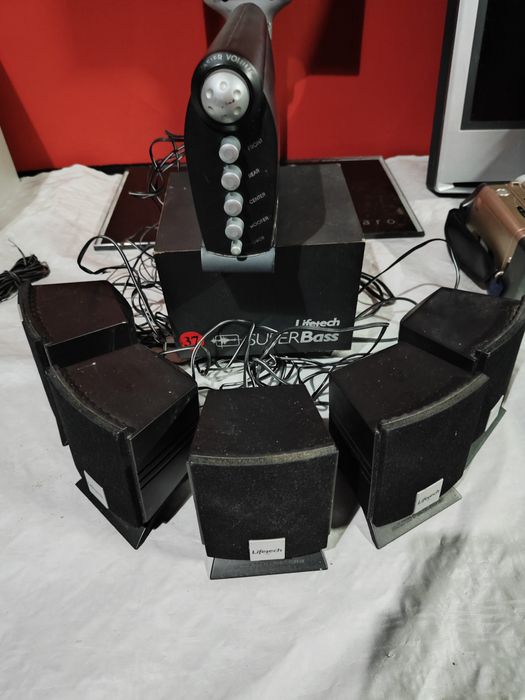 Vendo Colunas de som