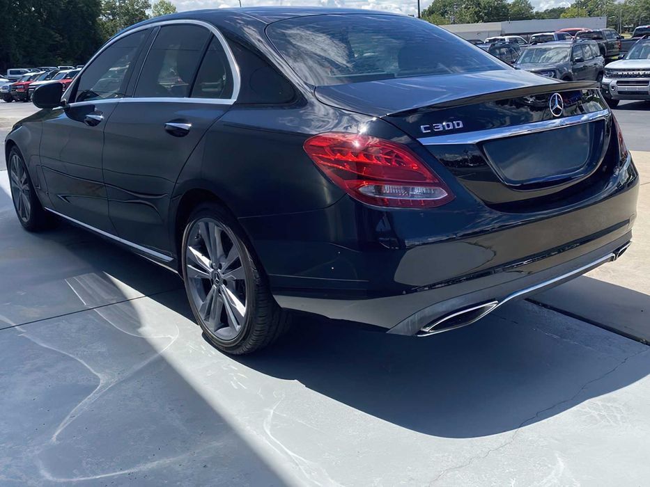 Mercedes-Benz C300      2019