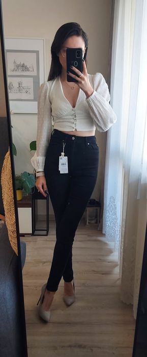 Nowe czarne spodnie rurki Mango 32 XXS wysoki stan skinny