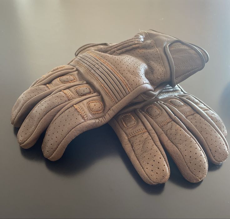 Luvas mota Lovo novas