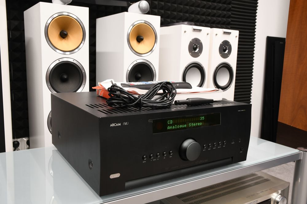 Zadbany wzmacniacz Amplituner stereo Arcam SR250 z DAC zestaw