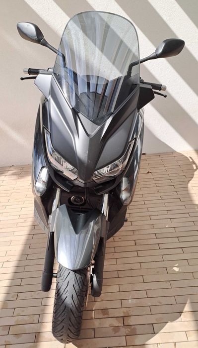 Yamaha X-MAX 250